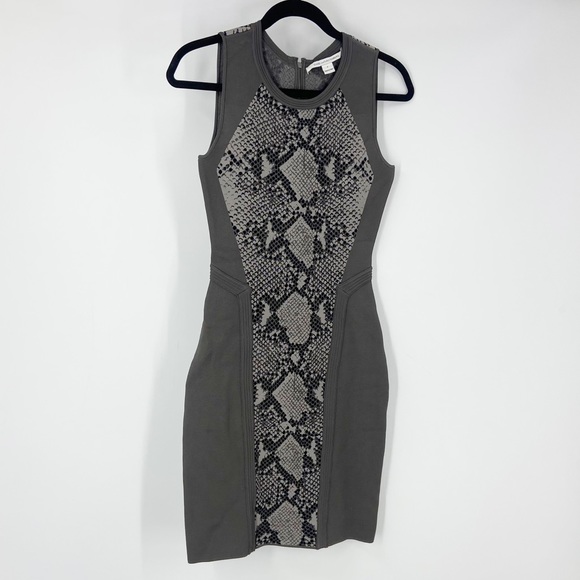 DVF Franca Dress Light Grey Combo Womens Size P 2 Bodycon Sleeveless - Picture 3 of 10
